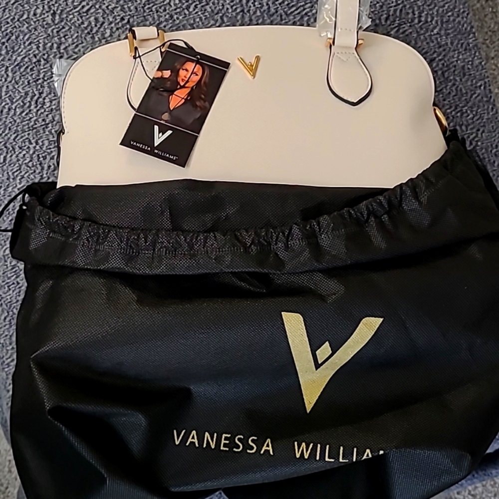 Lush round satchel, Vanessa Williams off white, new in bag